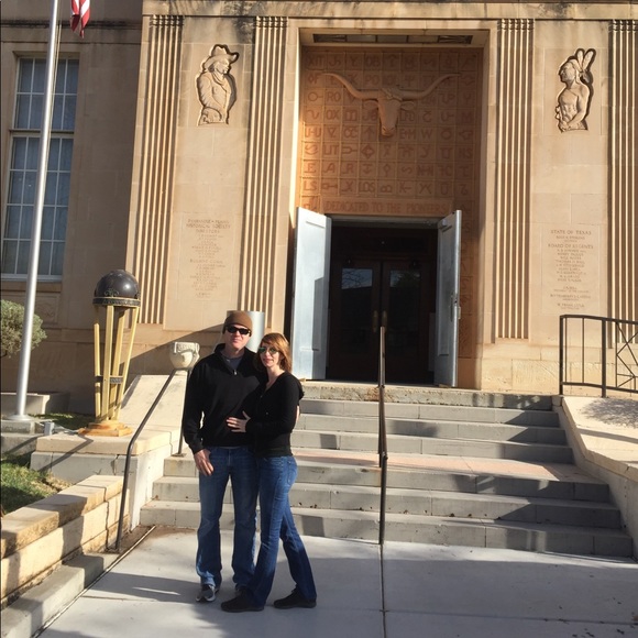 Meet your Posher, Karenna - Picture 2 of 4